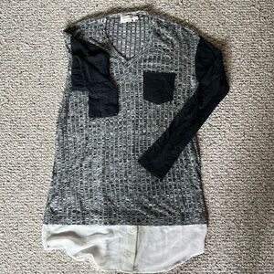 PRELOVED Brand NWOT Tunic dress that gives a layered look